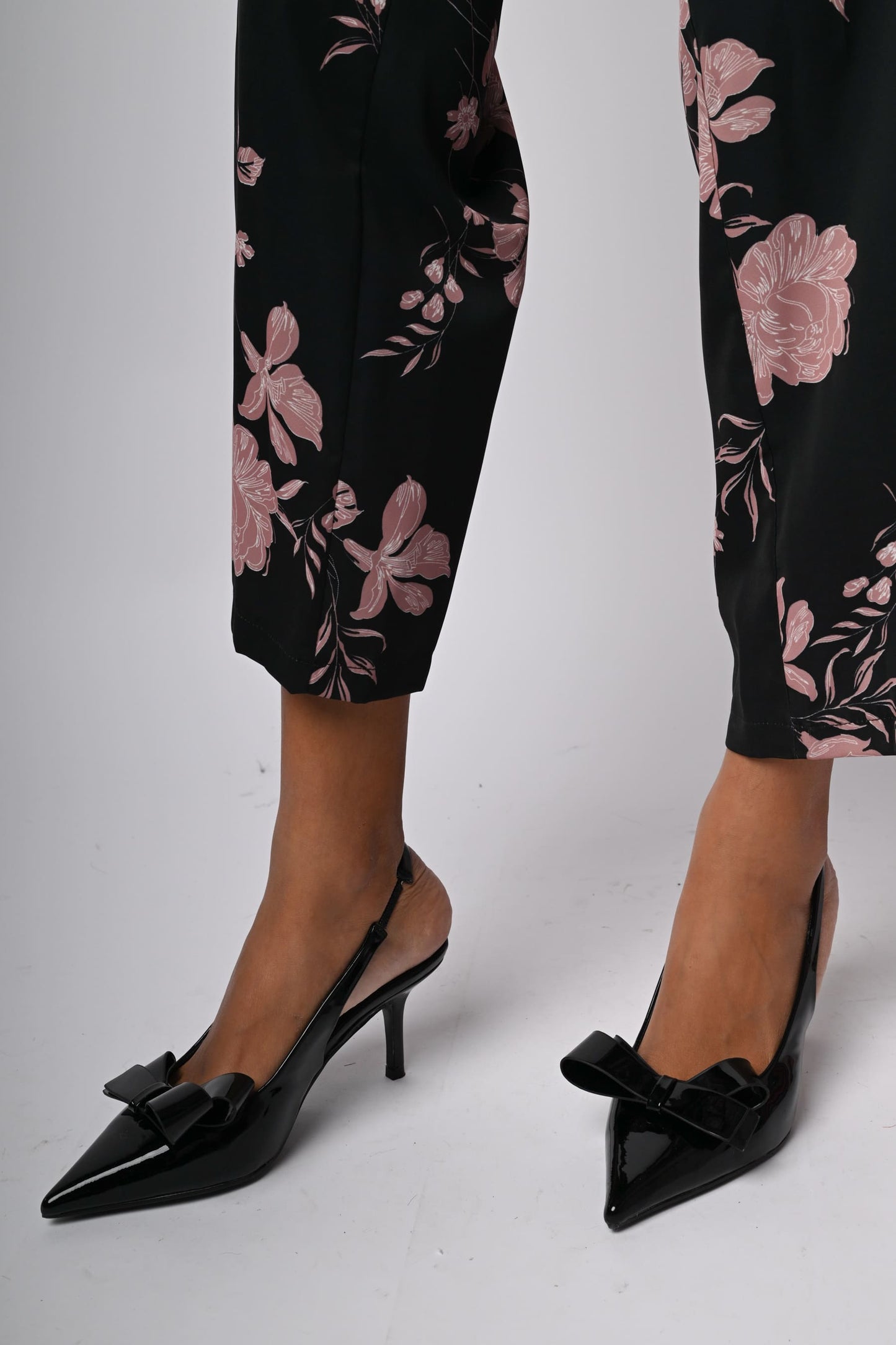 Décolleté slingback con fiocco