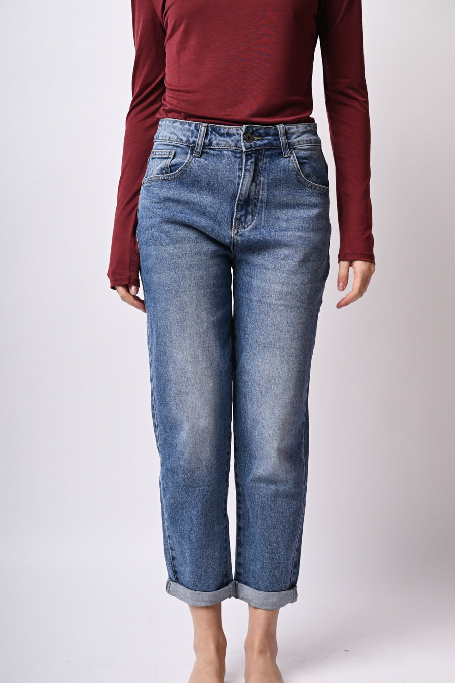 Jeans baggy con risvolto